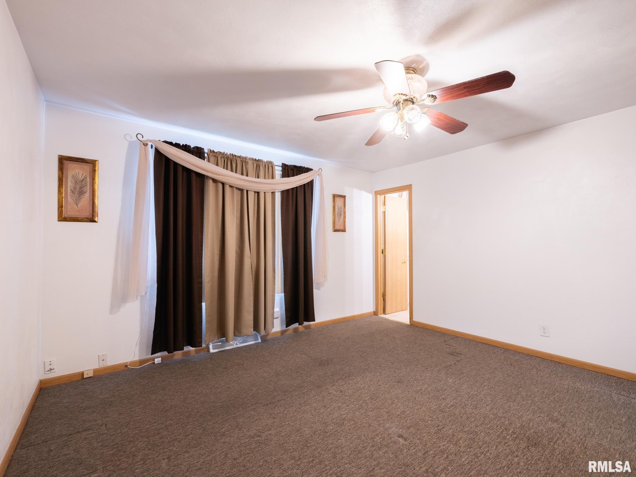 2721 North Rustic Ridge Drive Peoria, IL 61604 - Photo 23 of 52