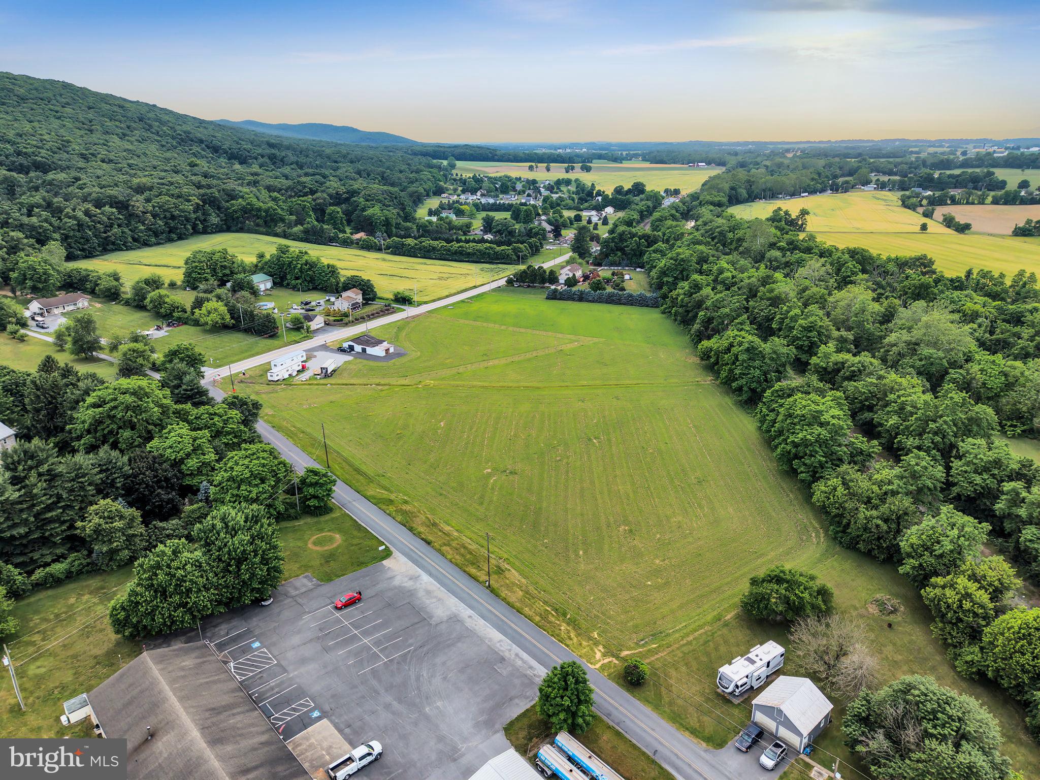 1112 Sheaffer Road Mechanicsburg, PA 17055 - Photo 3 of 14