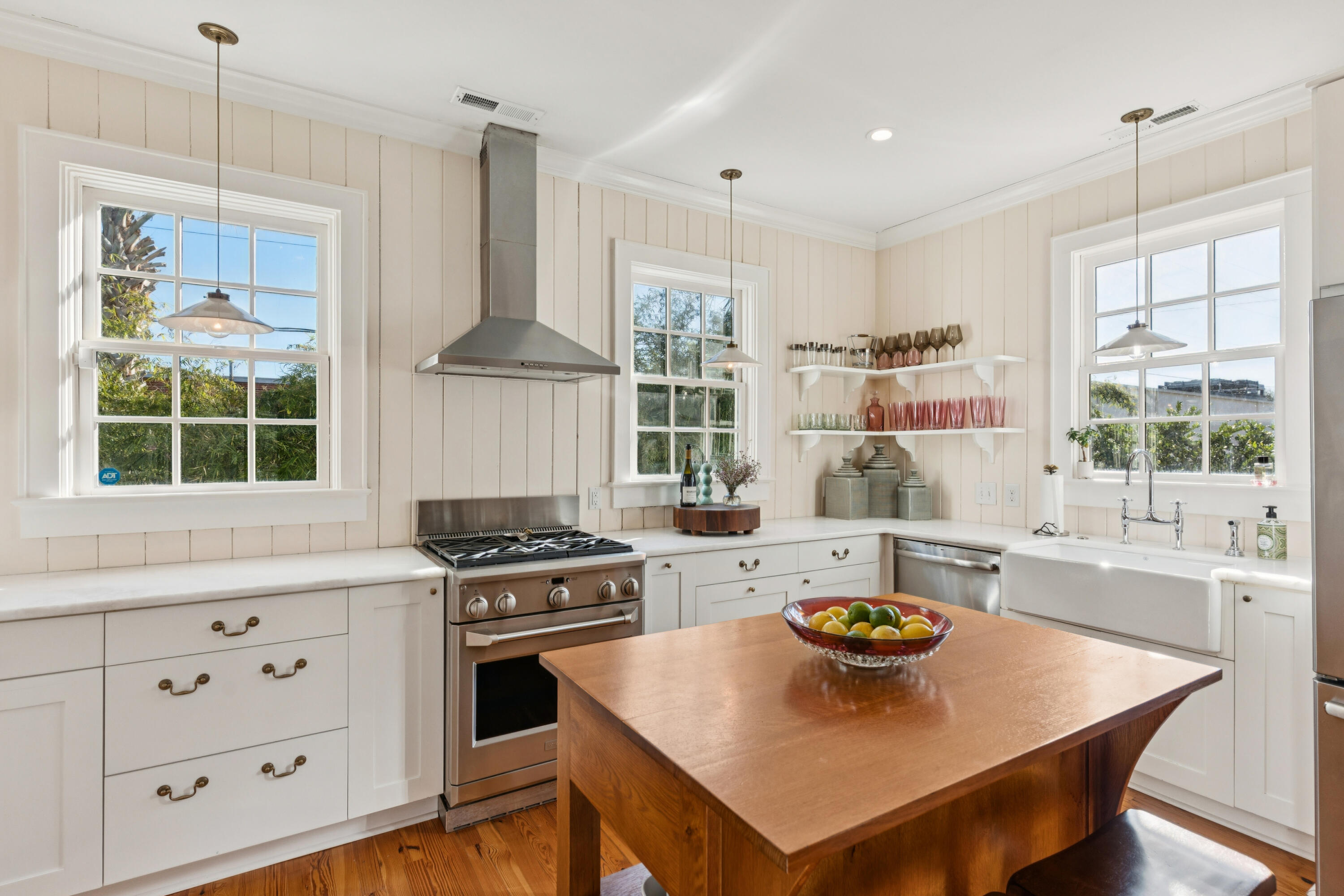 764 Rutledge Avenue Charleston, SC 29403 - Photo 20 of 41 764RutledgeAvenue-KeenEyeMarketing-030