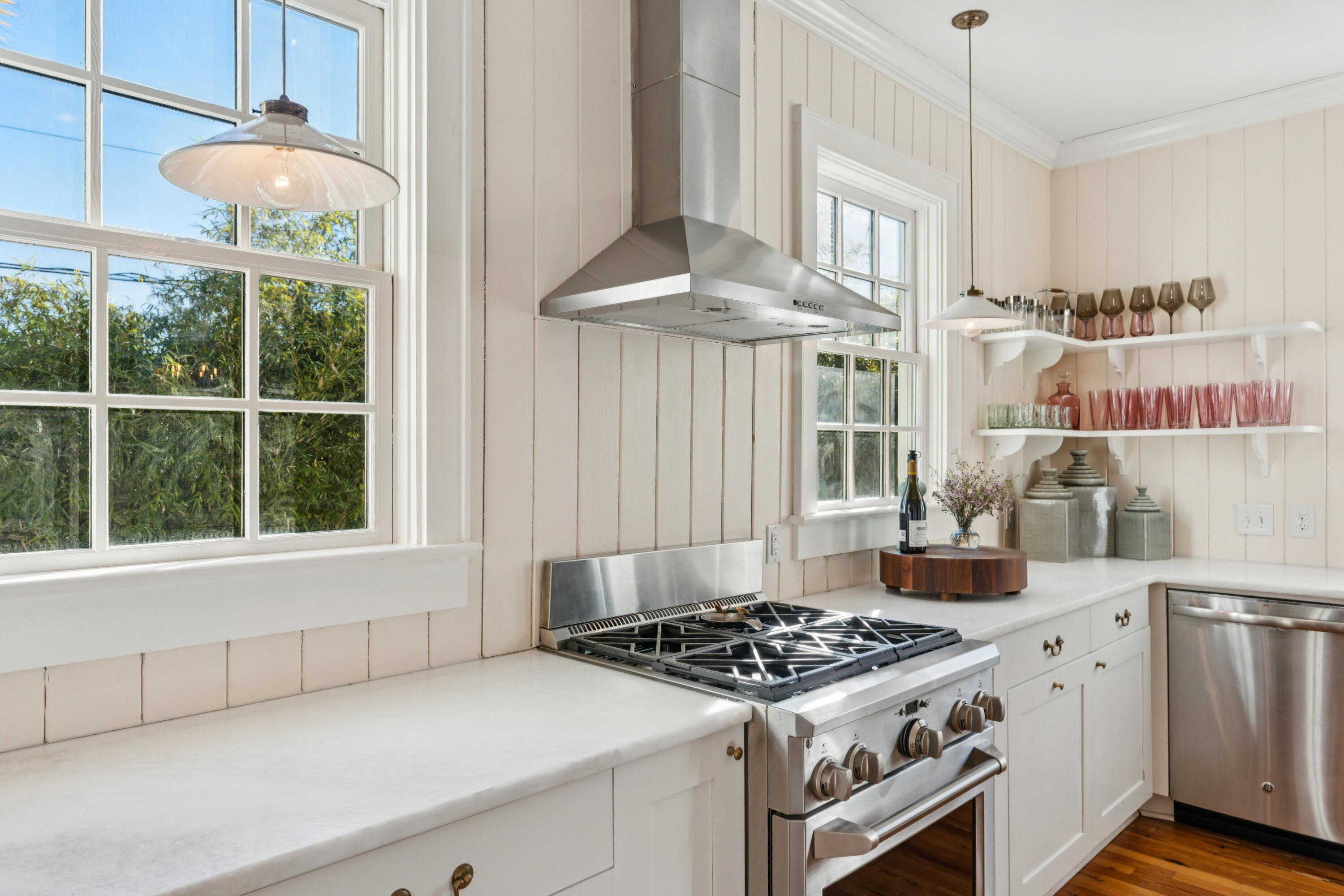 764 Rutledge Avenue Charleston, SC 29403 - Photo 22 of 41 764RutledgeAvenue-KeenEyeMarketing-033