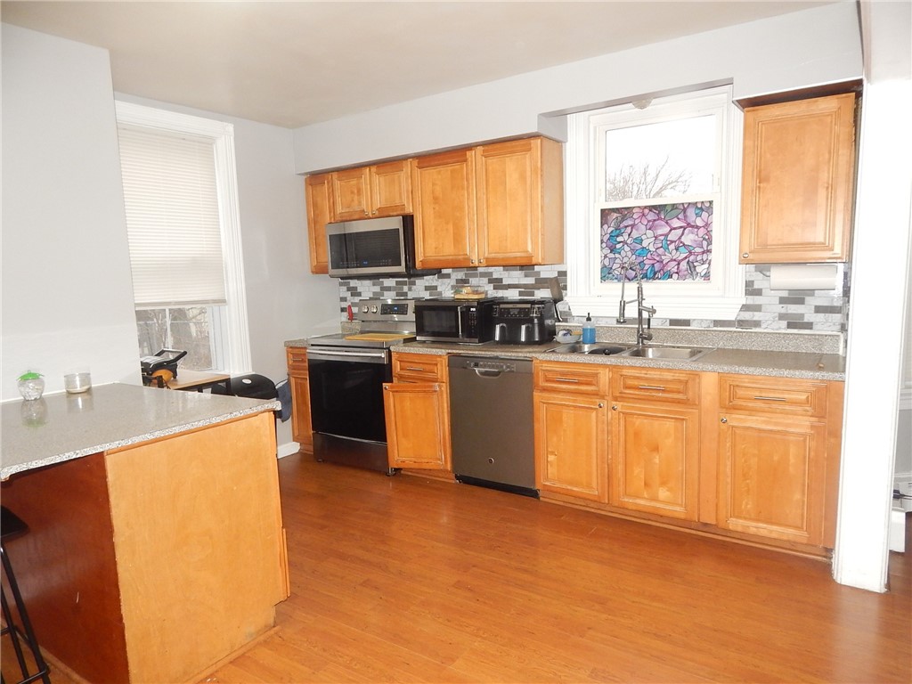 35 Rand Street Central Falls, RI 02863 - Photo 20 of 50