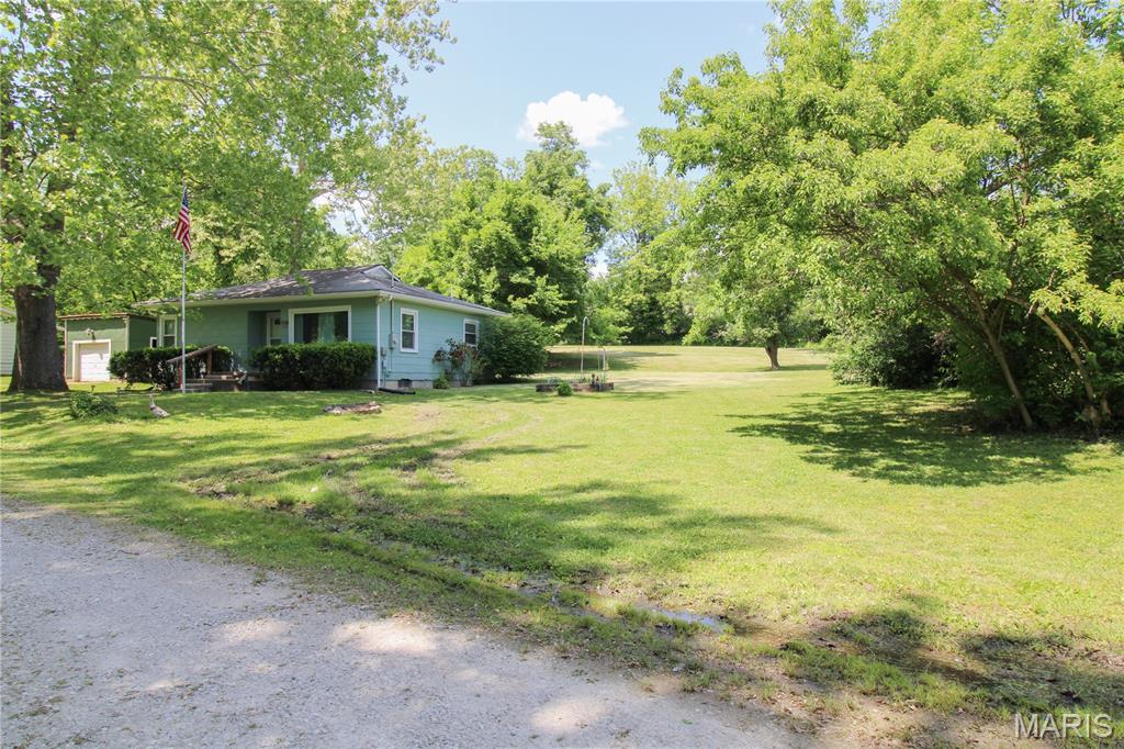 1121 Wolf Hollow Road Imperial, MO 63052 - Photo 29 of 31