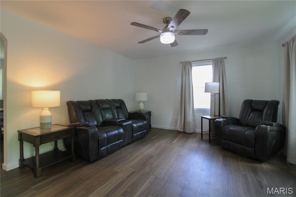 1121 Wolf Hollow Road Imperial, MO 63052 - Photo 3 of 31