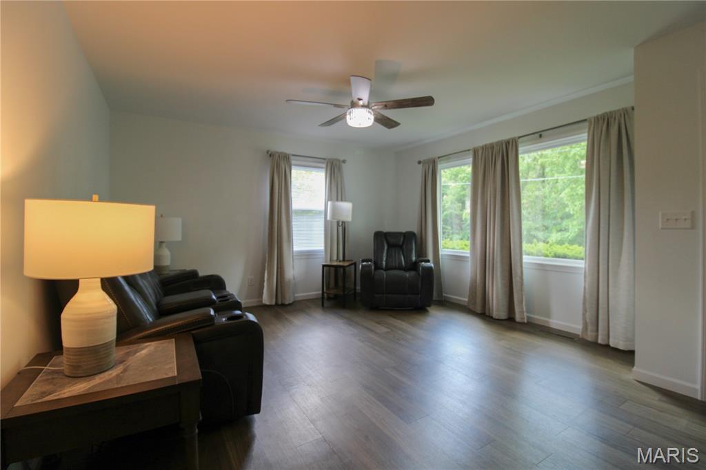 1121 Wolf Hollow Road Imperial, MO 63052 - Photo 5 of 31