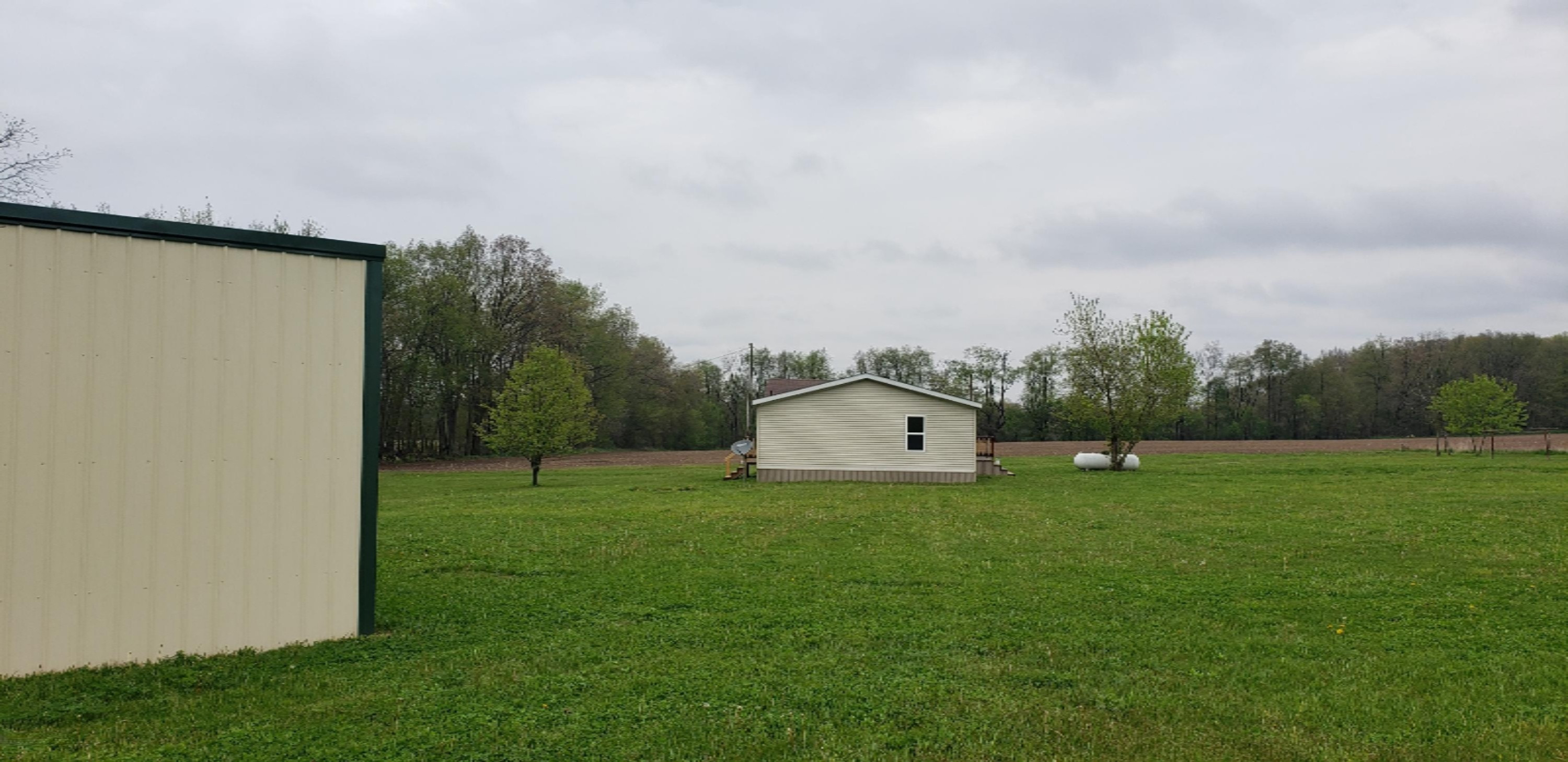 7091 Rainey Road Jonesville, MI 49250 - Photo 21 of 24 20200517_153628