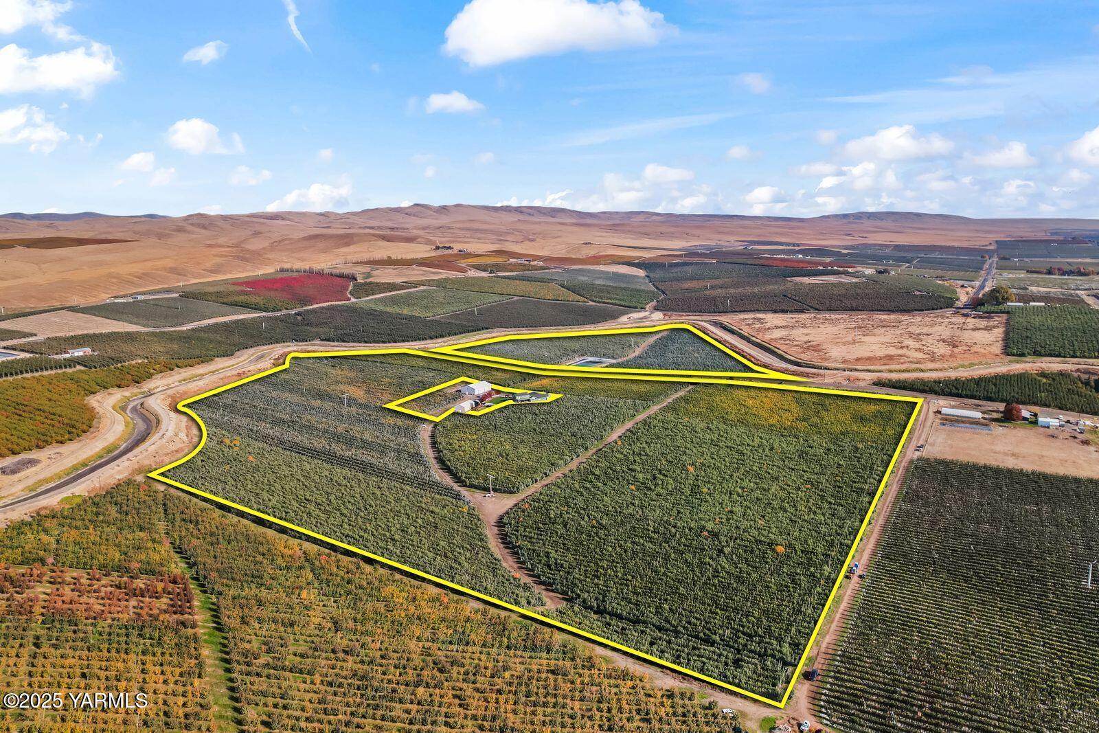 370 Macy Road Zillah, WA 98953 - Photo 40 of 42