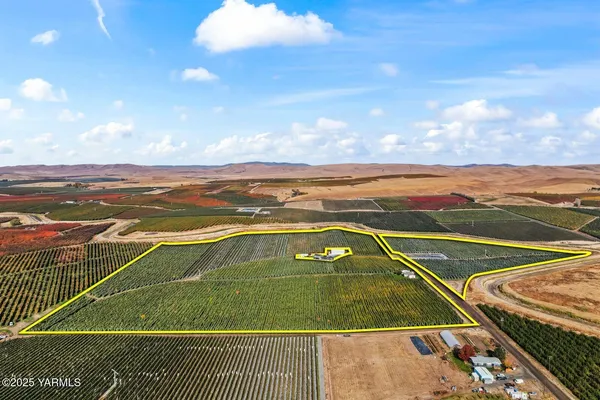 $1,250,000 | 370 Macy Road, Zillah, WA 98953