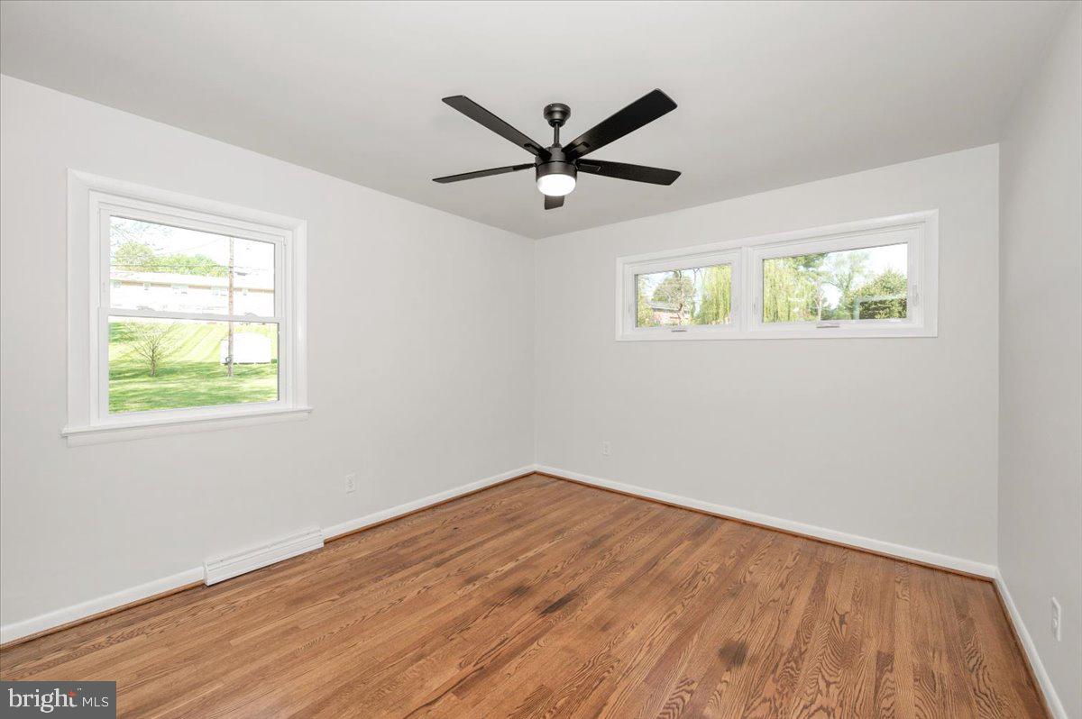 13616 Royal Road Hagerstown, MD 21742 - Photo 20 of 57 Bright and airy room with natural light.