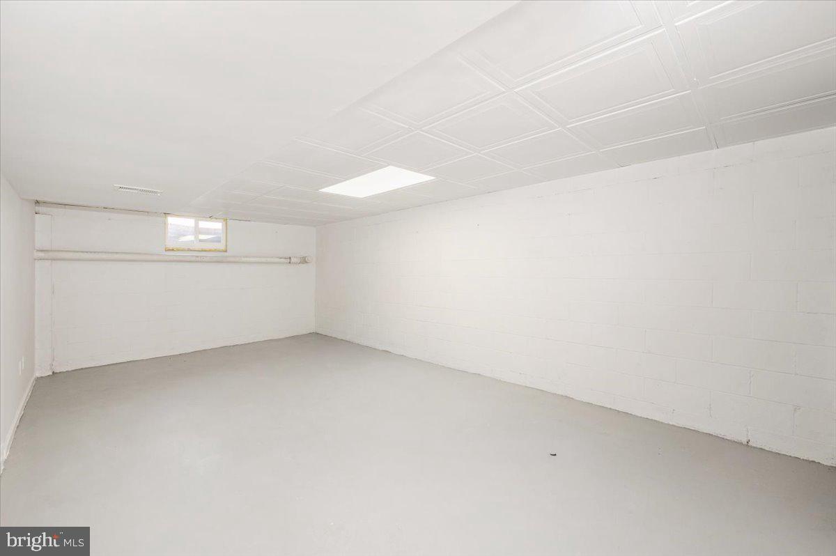 13616 Royal Road Hagerstown, MD 21742 - Photo 27 of 57 Versatile blank canvas for creativity.