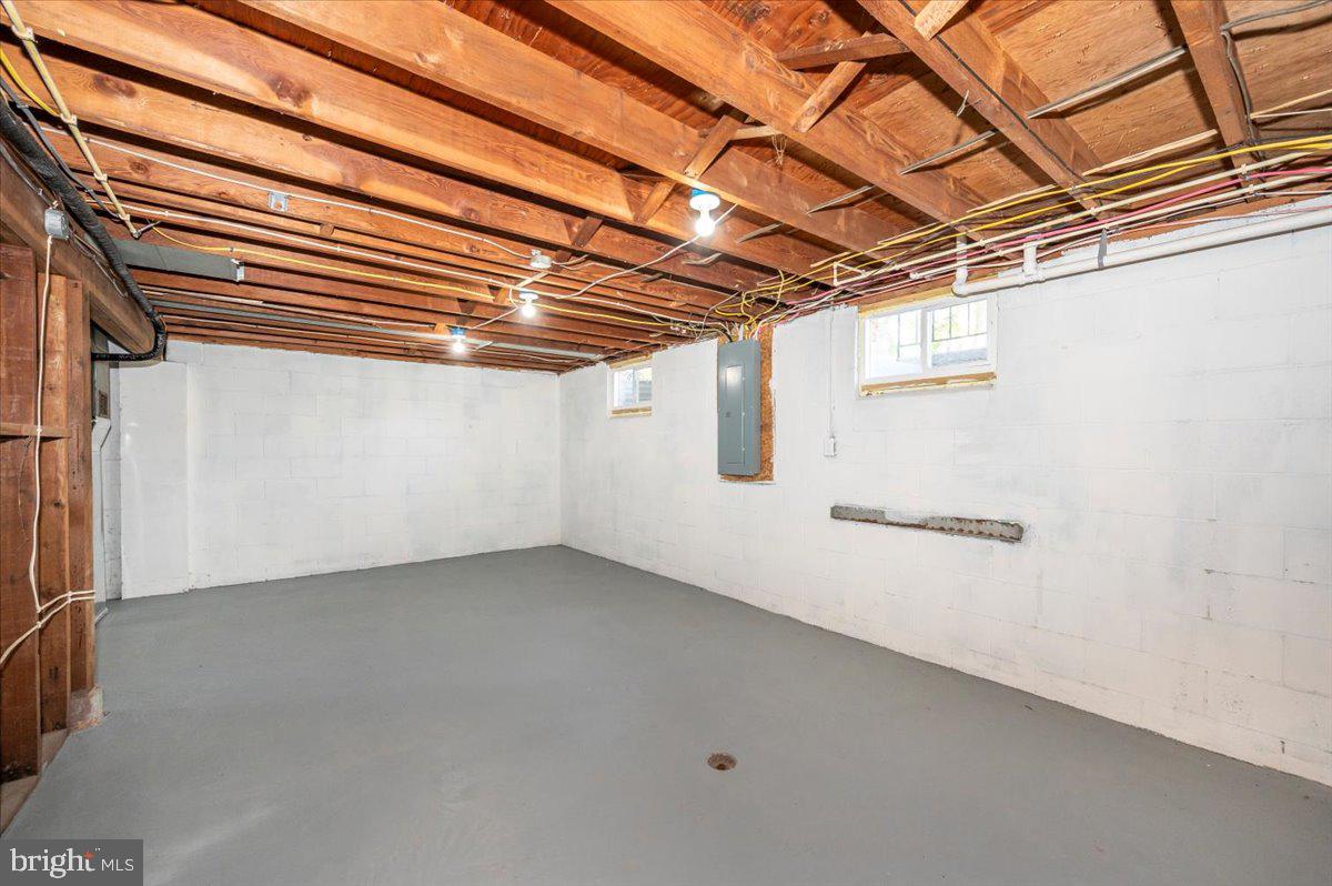 13616 Royal Road Hagerstown, MD 21742 - Photo 34 of 57 Spacious, versatile basement ready for ideas.