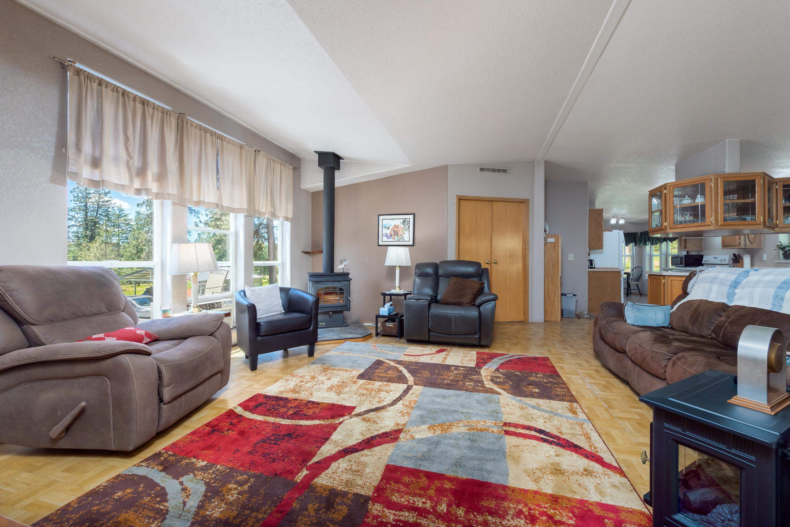 2922 Nicholson Road Elk, WA 99009 - Photo 14 of 26 Gallery Image 14