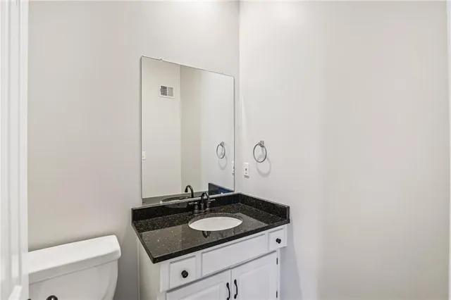 $622,500 | 14157 Bond Street, Overland Park, KS 66221