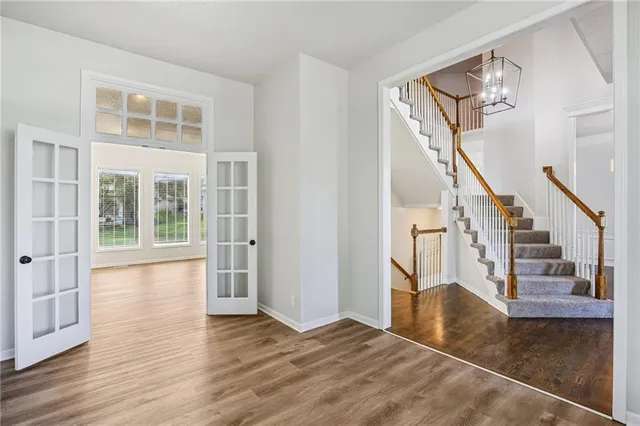 $622,500 | 14157 Bond Street, Overland Park, KS 66221