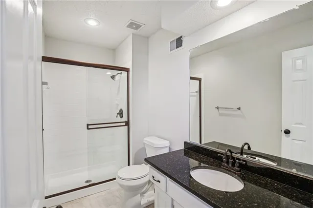 $622,500 | 14157 Bond Street, Overland Park, KS 66221