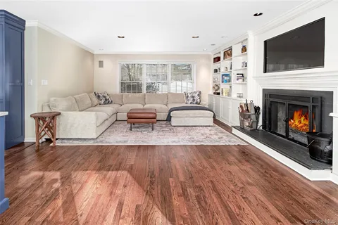 $1,899,000 | 415 Sarles Street, Bedford Corners, NY 10549