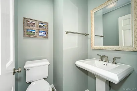 $1,899,000 | 415 Sarles Street, Bedford Corners, NY 10549