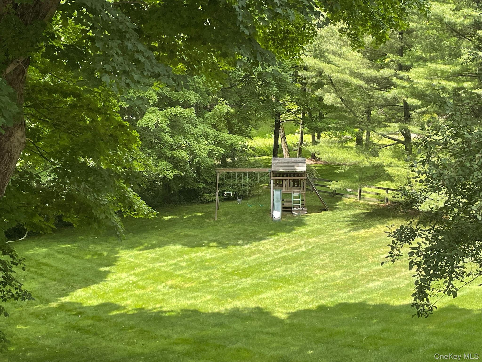 415 Sarles Street Mount Kisco, NY 10549 - Photo 3 of 43