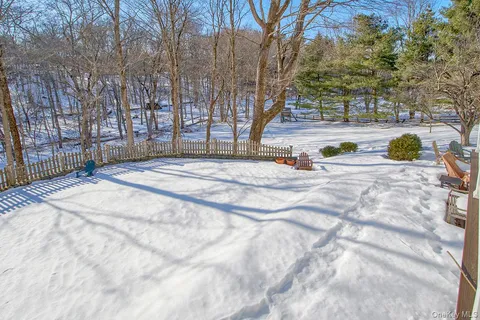 $1,899,000 | 415 Sarles Street, Bedford Corners, NY 10549