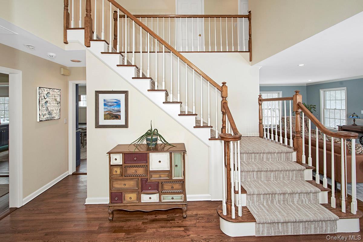 415 Sarles Street Mount Kisco, NY 10549 - Photo 4 of 43