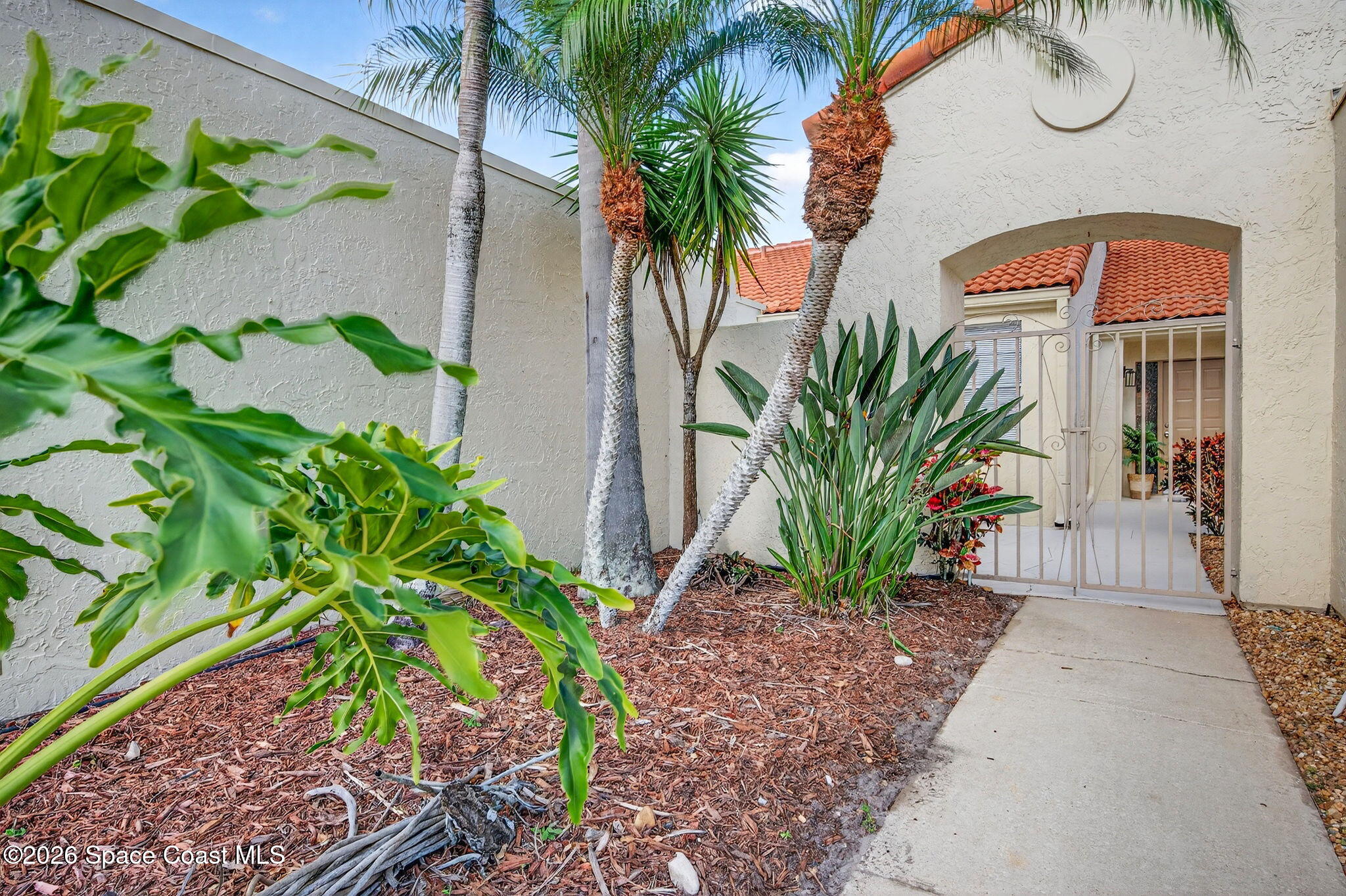 740 Spring Valley Drive Melbourne, FL 32940 - Photo 2 of 42 008_DSC_0427