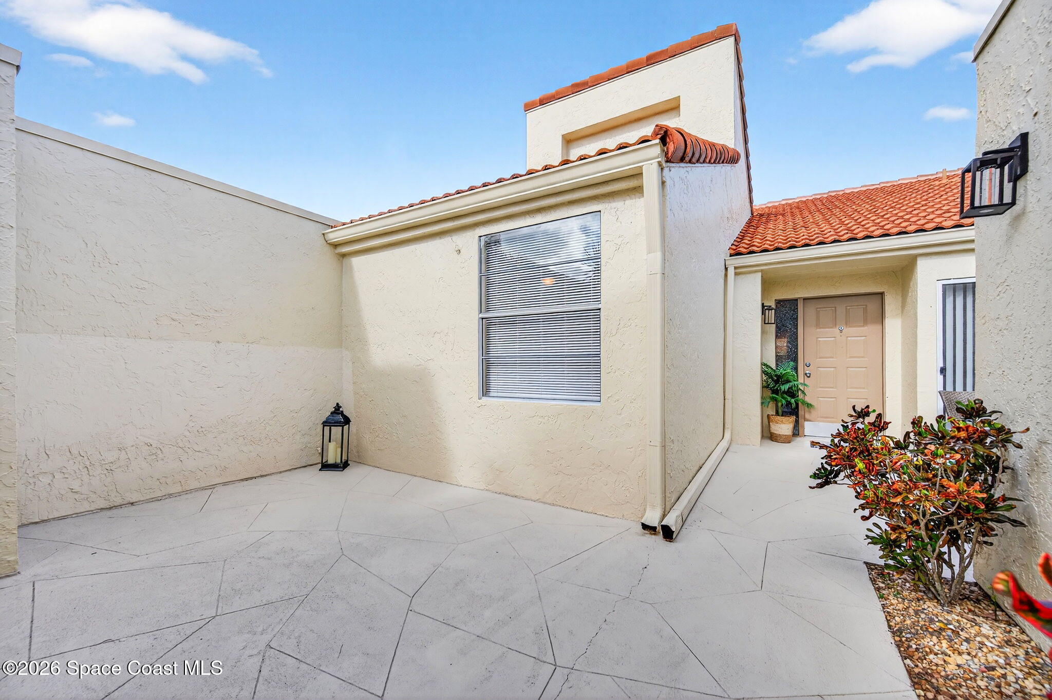 740 Spring Valley Drive Melbourne, FL 32940 - Photo 3 of 42 009_DSC_0428