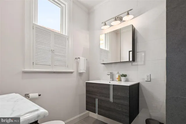 $2,363,000 | 1836 Belmont Road Northwest, Washington, DC 20009