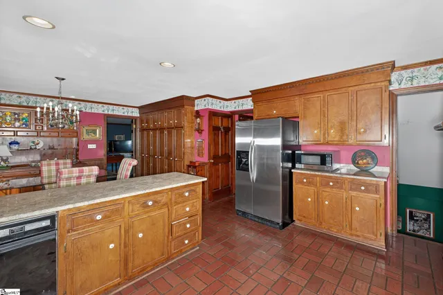 $739,900 | 206 Honey Horn Drive, Simpsonville, SC 29681