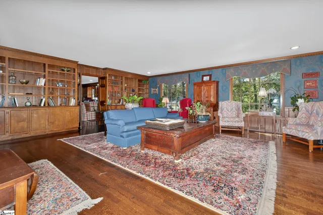 $699,900 | 206 Honey Horn Drive, Simpsonville, SC 29681