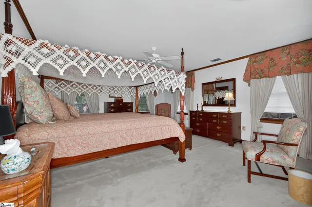 $739,900 | 206 Honey Horn Drive, Simpsonville, SC 29681