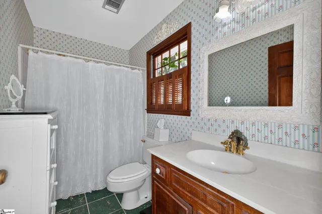 $699,900 | 206 Honey Horn Drive, Simpsonville, SC 29681