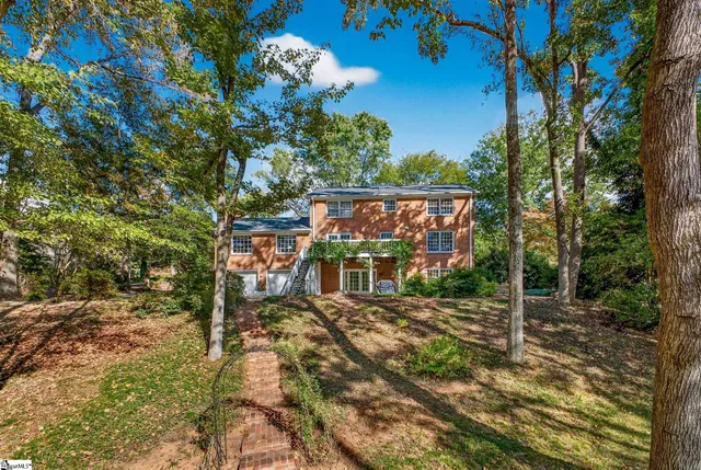 $699,900 | 206 Honey Horn Drive, Simpsonville, SC 29681