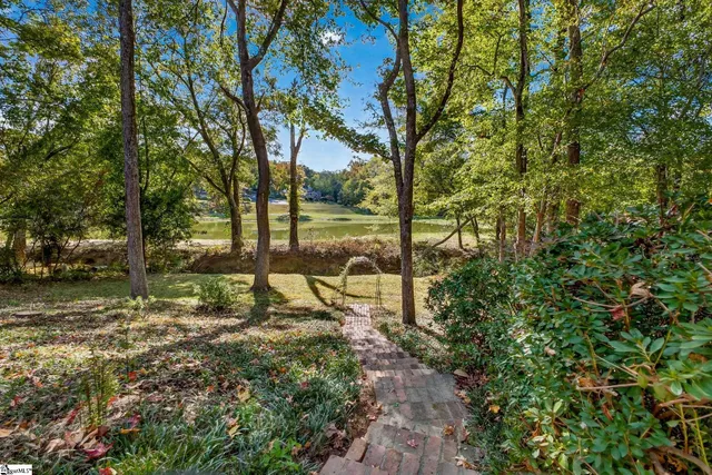 $739,900 | 206 Honey Horn Drive, Simpsonville, SC 29681