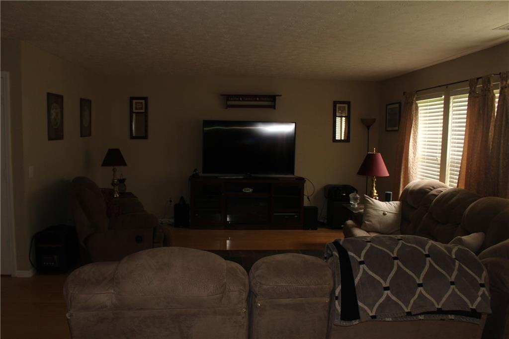 3632 Newberry Road Plainfield, IN 46168 - Photo 8 of 18
