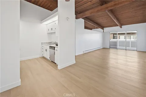 $475,000 | 23930 Los Codona Avenue, Unit 204, Torrance, CA 90505