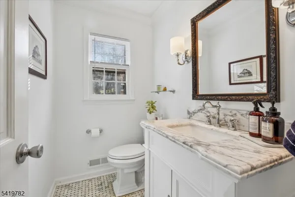 $1,150,000 | 20 Fieldstone Drive, Morristown, NJ 07960