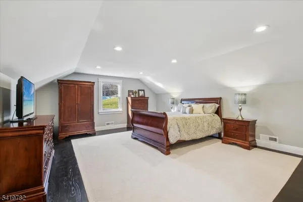 $1,150,000 | 20 Fieldstone Drive, Morristown, NJ 07960