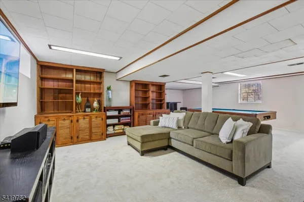 $1,150,000 | 20 Fieldstone Drive, Morristown, NJ 07960