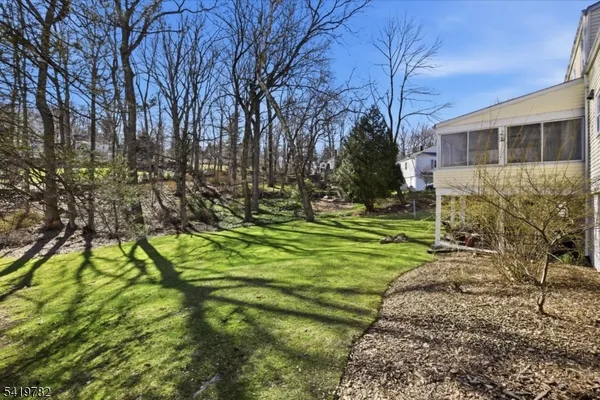 $1,150,000 | 20 Fieldstone Drive, Morristown, NJ 07960