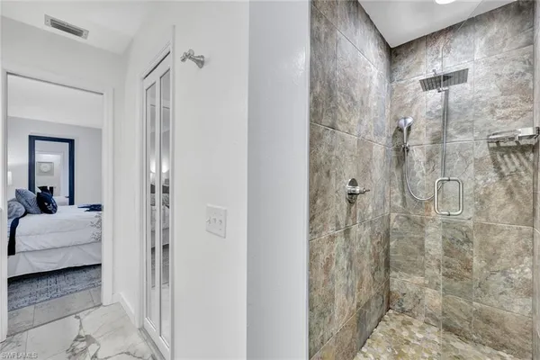 a en suite bathroom with a shower