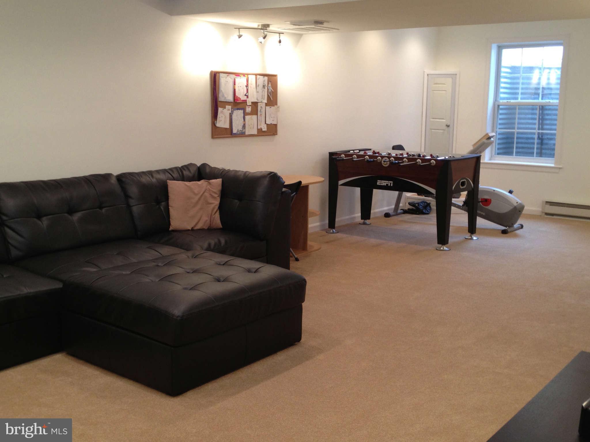 150 Overlea Road Millersville, MD 21108 - Photo 20 of 30 Family Room Extended