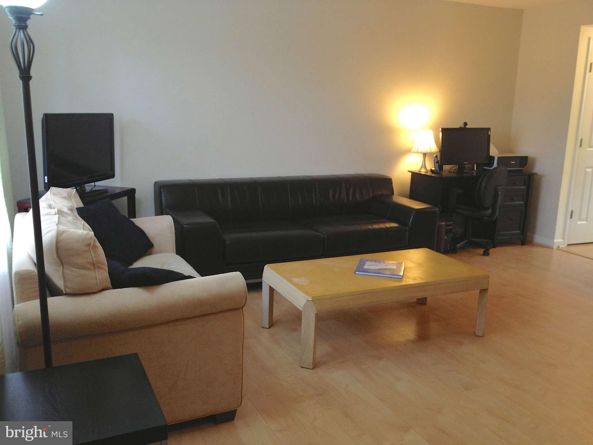 150 Overlea Road Millersville, MD 21108 - Photo 23 of 30 Living Room