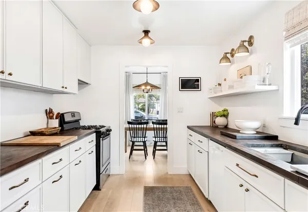 $899,000 | 1026 West Carlton Place, Santa Ana, CA 92707
