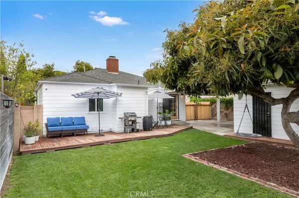 $899,000 | 1026 West Carlton Place, Santa Ana, CA 92707
