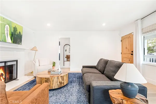 $899,000 | 1026 West Carlton Place, Santa Ana, CA 92707