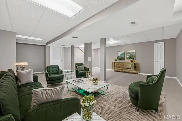 $416,500 | 16175 Port Of Nantucket Drive, Grover, MO 63040