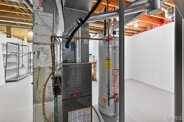 $416,500 | 16175 Port Of Nantucket Drive, Grover, MO 63040