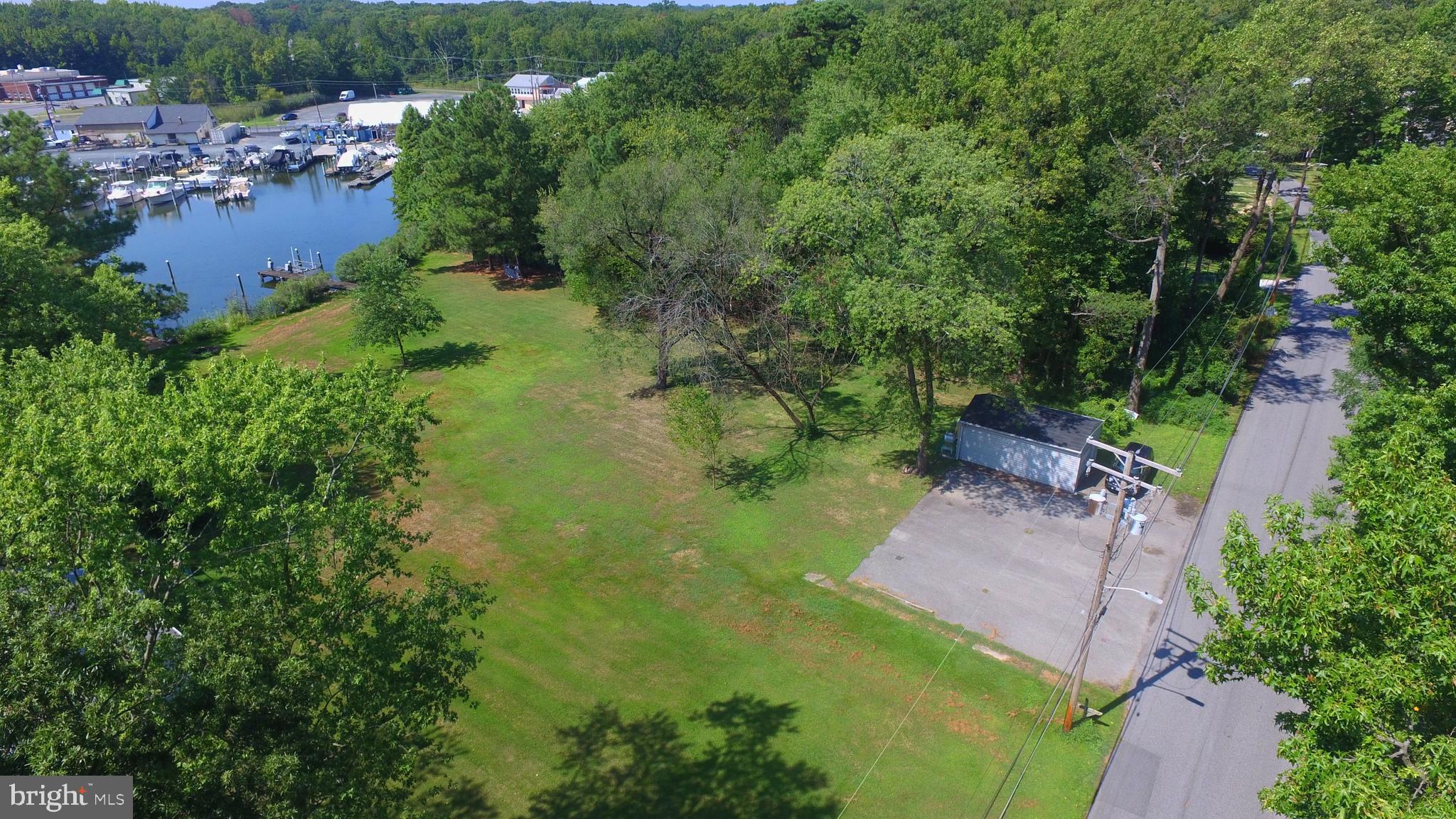 3713 Clarks Point Road Middle River, MD 21220 - Photo 3 of 23