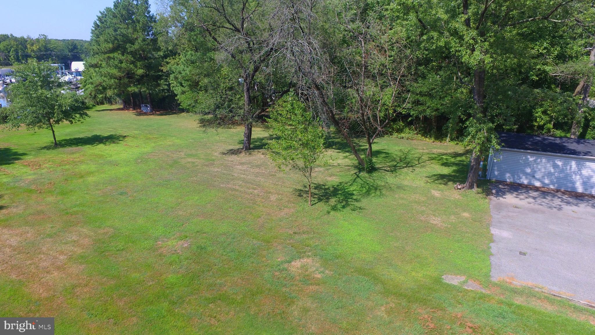 3713 Clarks Point Road Middle River, MD 21220 - Photo 5 of 23