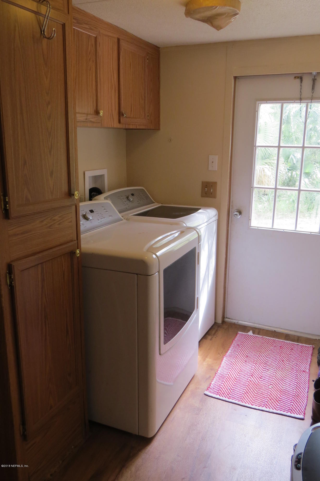 874 Cousintown Road Interlachen, FL 32148 - Photo 15 of 18 Laundry Room