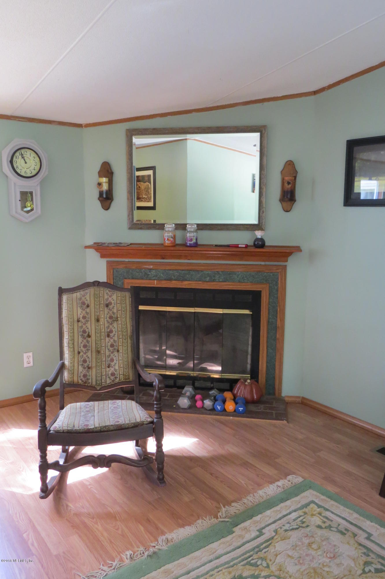 874 Cousintown Road Interlachen, FL 32148 - Photo 4 of 18 Fireplace
